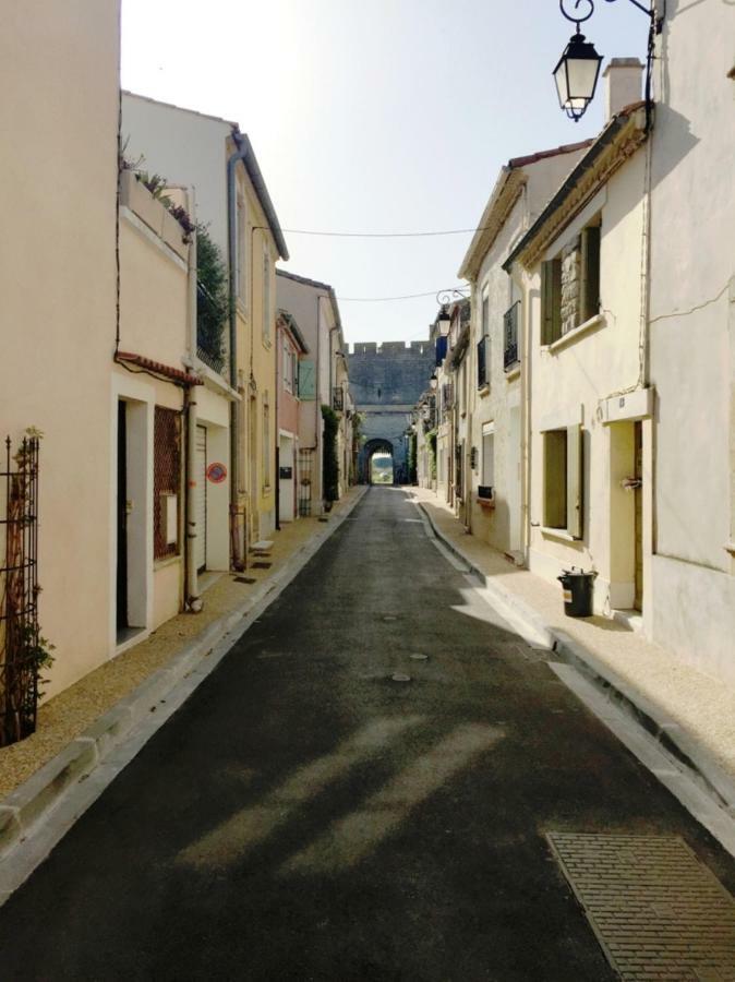 Apartamento Au Coeur Des Remparts Aigues-Mortes Exterior foto