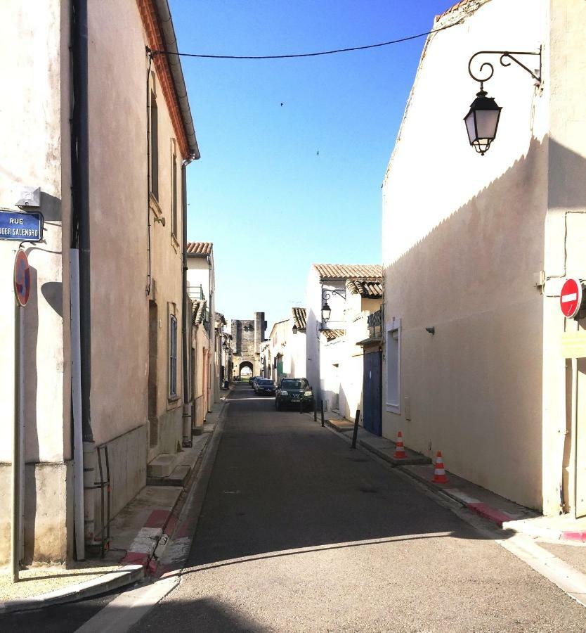 Apartamento Au Coeur Des Remparts Aigues-Mortes Exterior foto