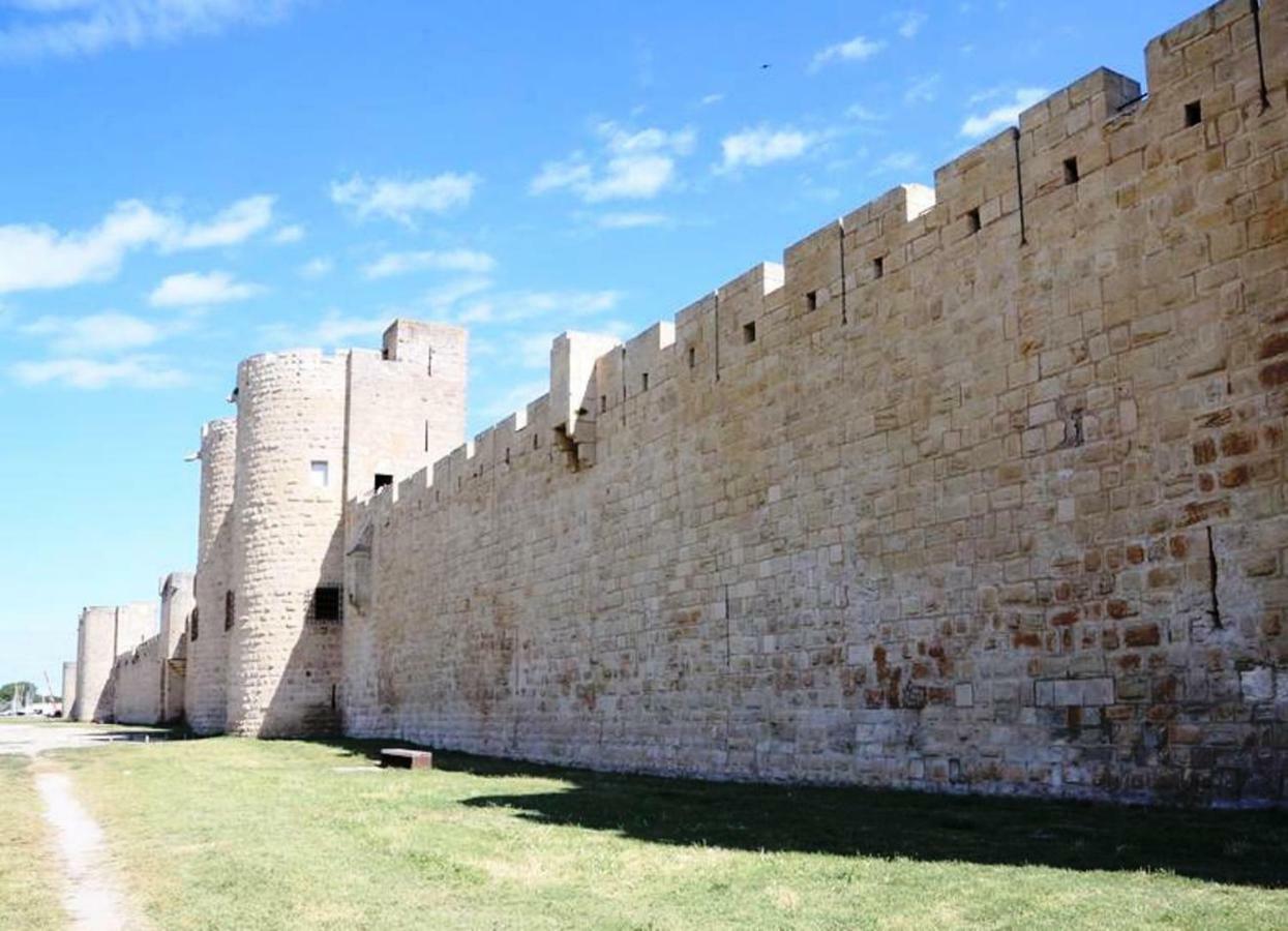 Apartamento Au Coeur Des Remparts Aigues-Mortes Exterior foto