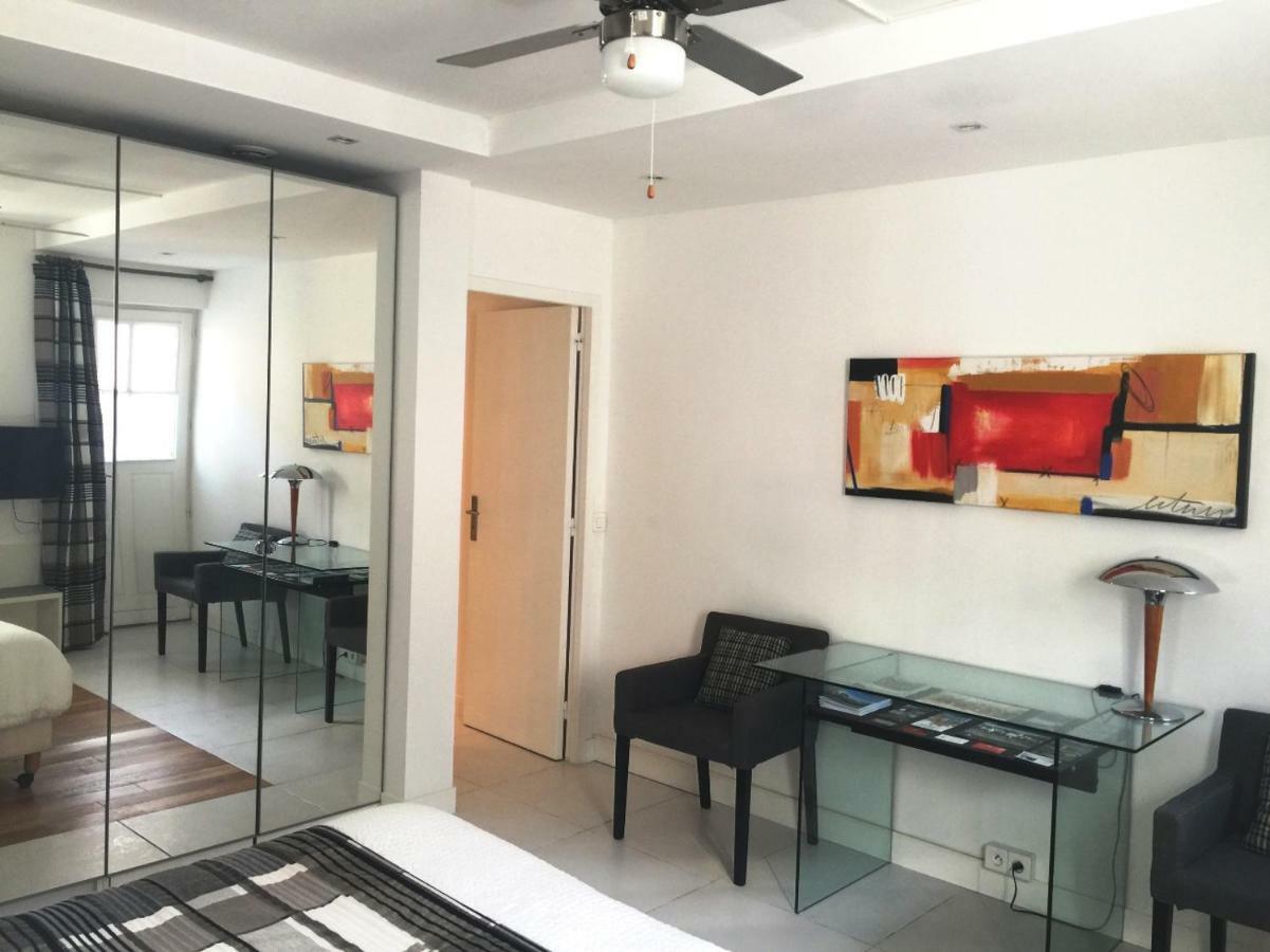 Apartamento Au Coeur Des Remparts Aigues-Mortes Exterior foto
