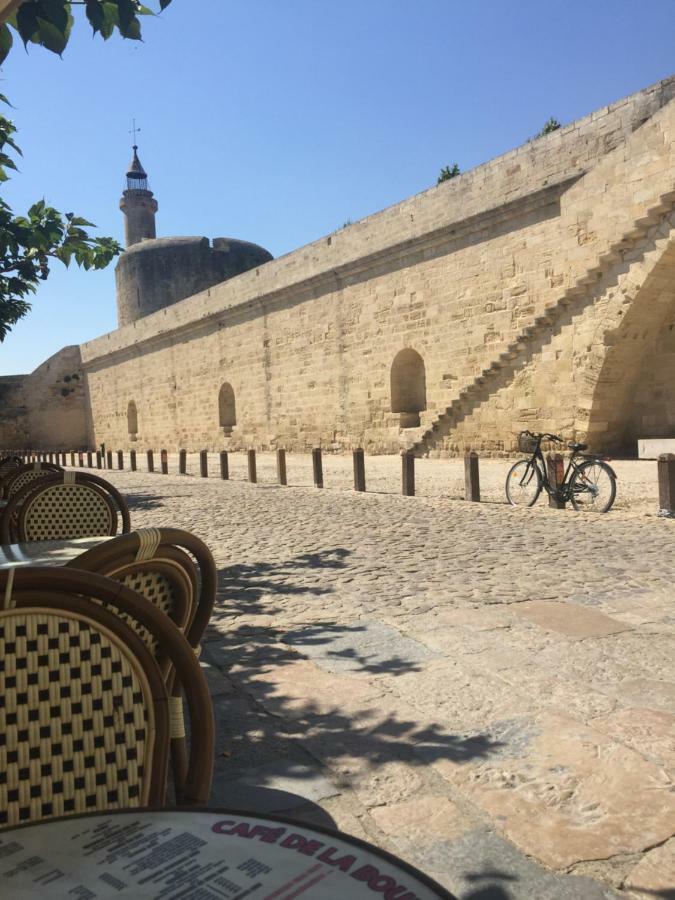 Apartamento Au Coeur Des Remparts Aigues-Mortes Exterior foto
